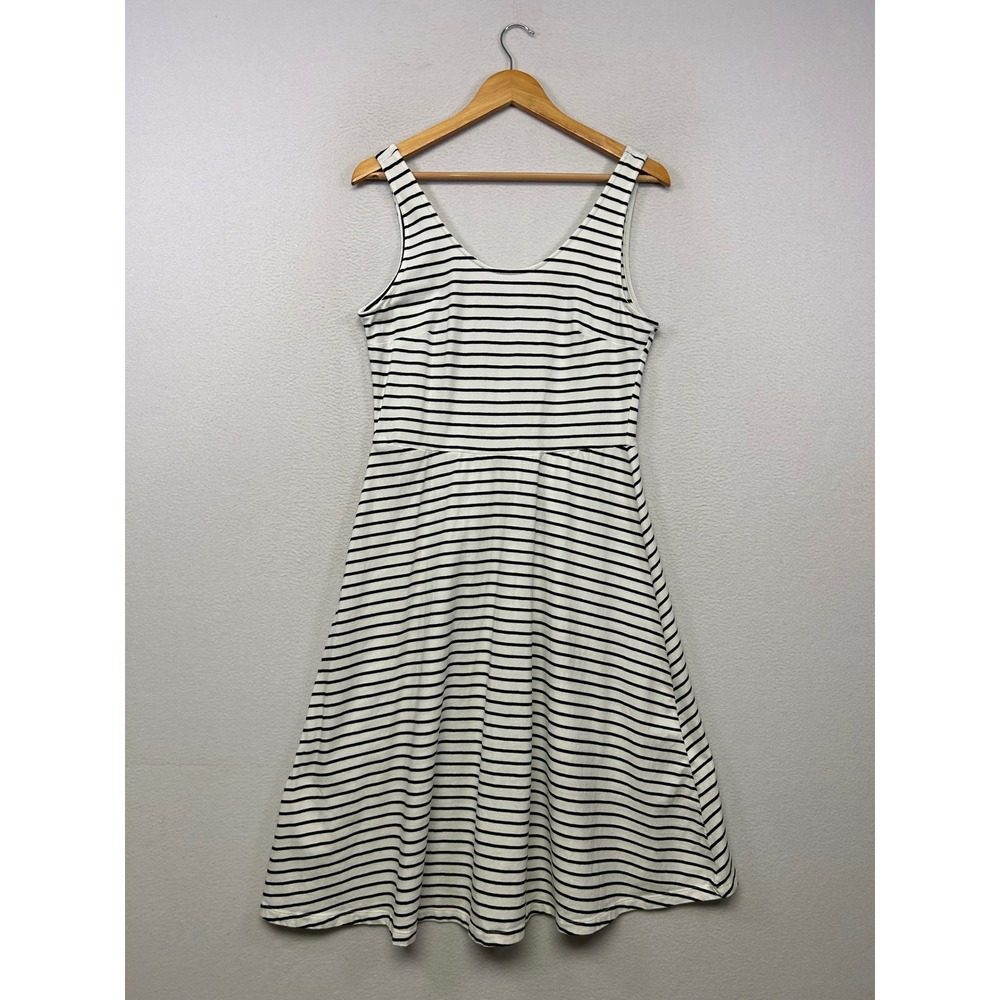 Nautical Preppy Old Navy Womens Size M White Black Striped Fit & Flare Dress